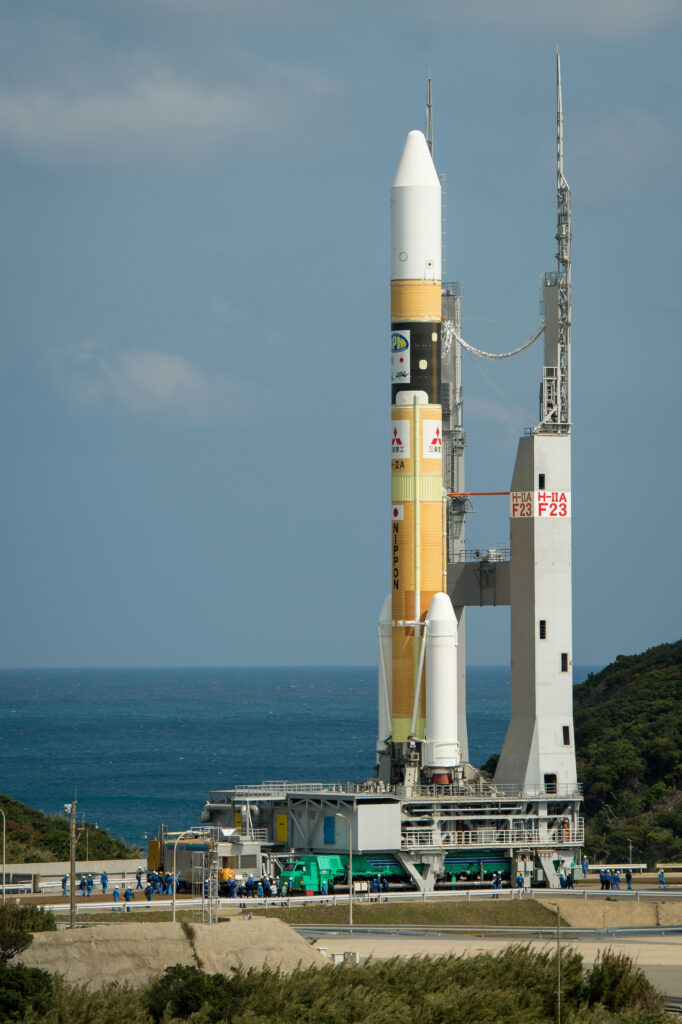 H IIA No. F23 with GPM on its way to the launchpad